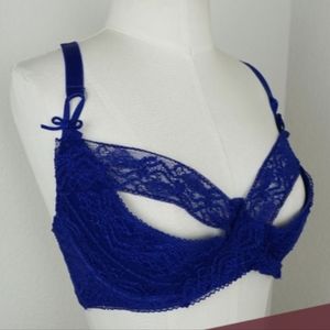 Agent provocateur blue cross cross bra